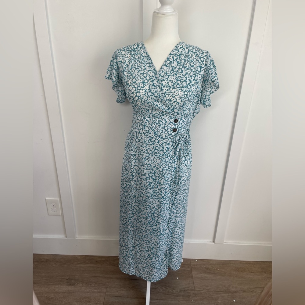 sienna sky light green dress with floral pattern
